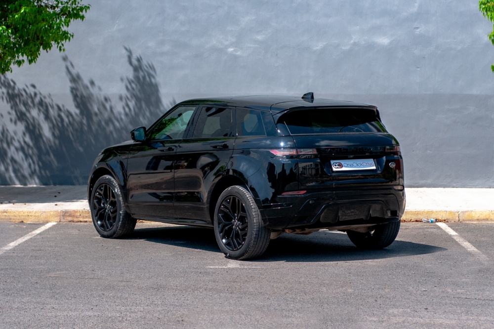 zwart Landrover Range Rover Evoque 2023
