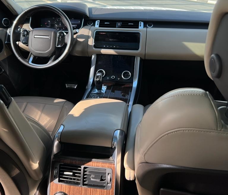 Weiß Landrover Range Rover Sport Autobiographie V8 2020