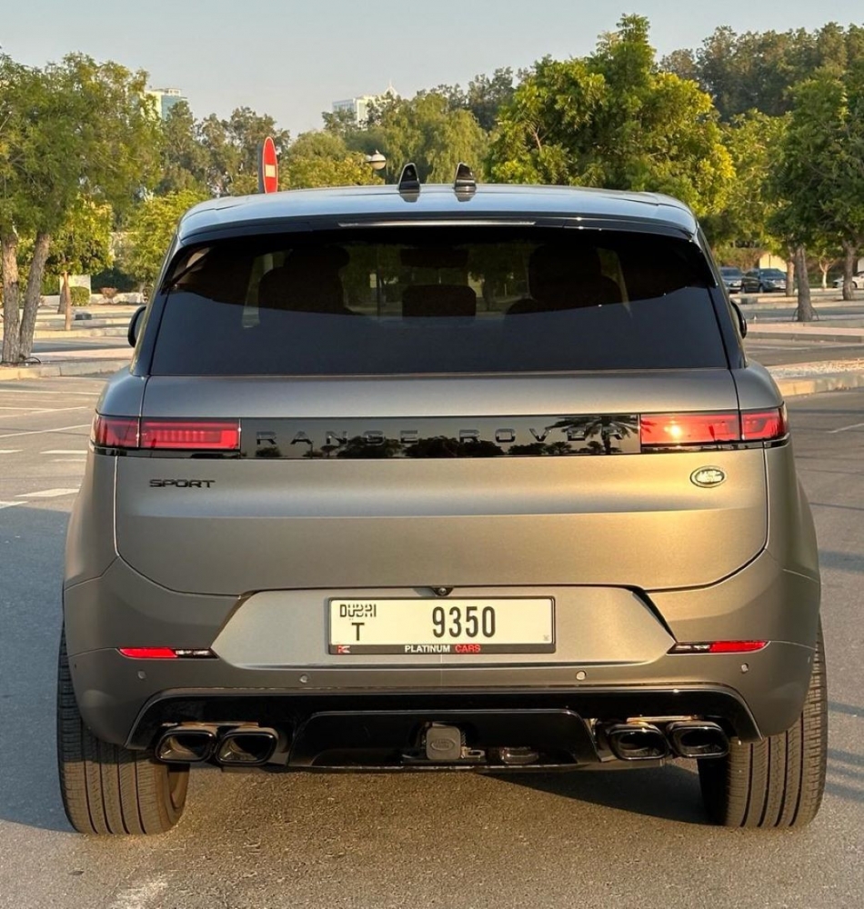 Koyu gri Land Rover Range Rover Sport Otobiyografi V8 2023