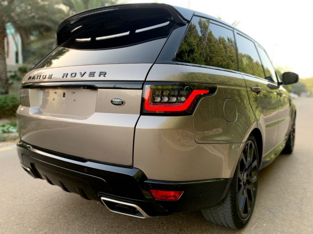 Golden Land Rover Range Rover Sport HSE V6 2021