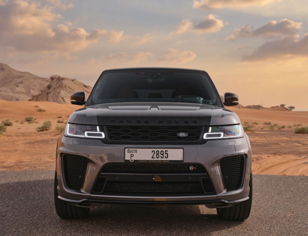 grise Land Rover Range Rover Sport SVR 2020