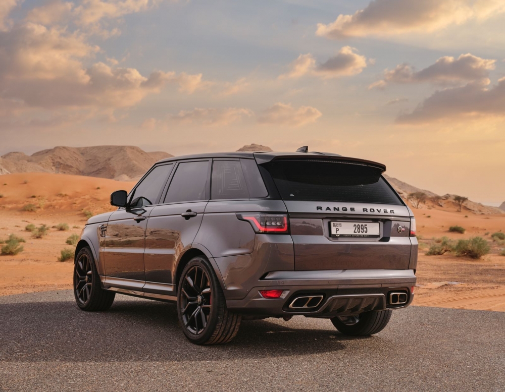 Grigio Land Rover Range Rover Sport SVR 2020