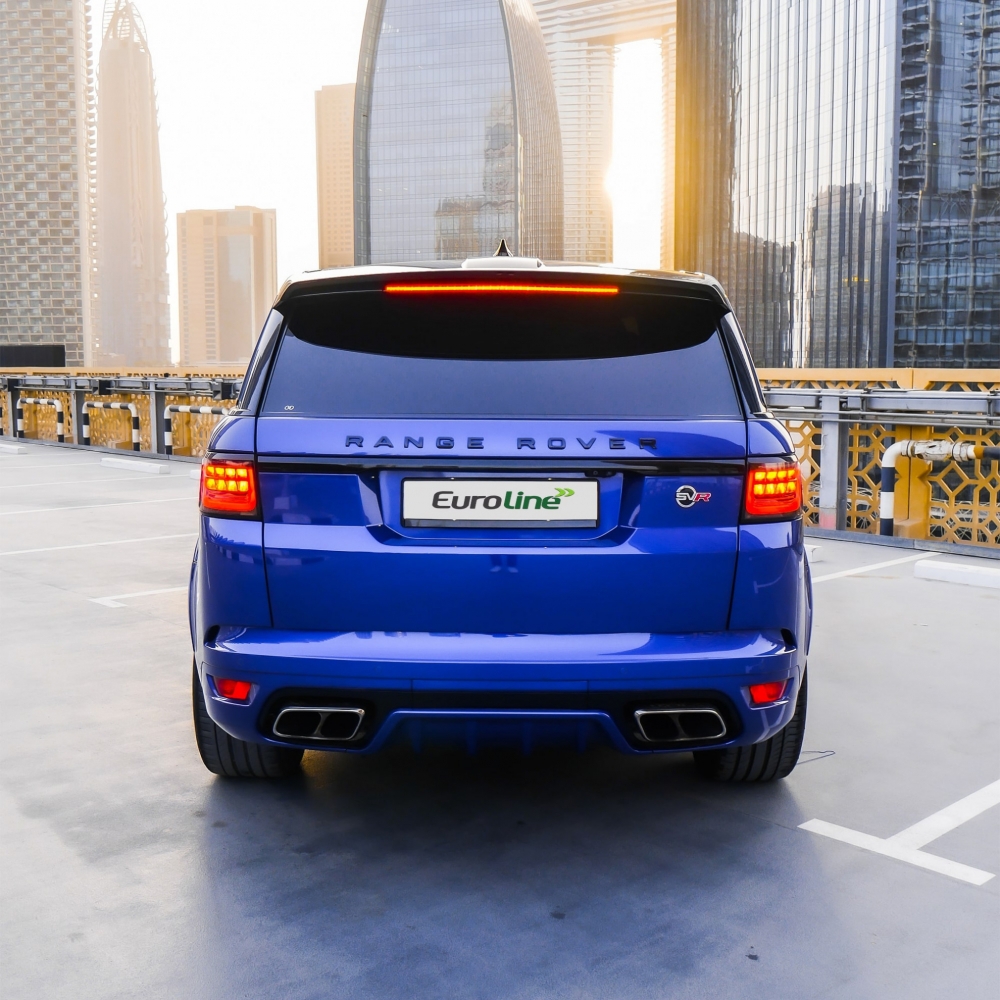 Голубой Land Rover Рендж Ровер Спорт СВР 2020 год