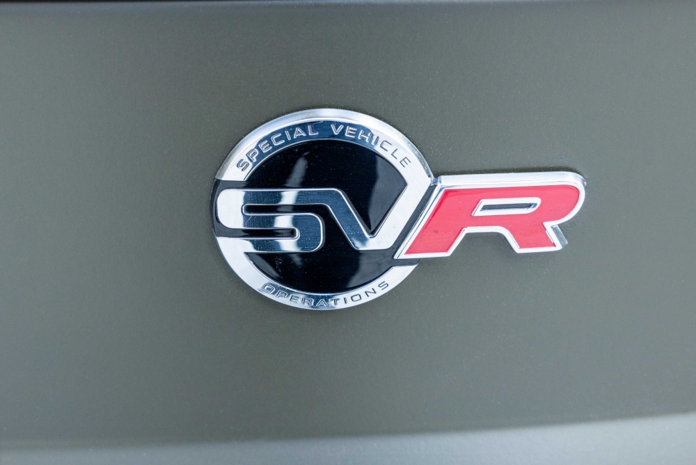 Licht groen Landrover Range Rover Sport SVR 2022