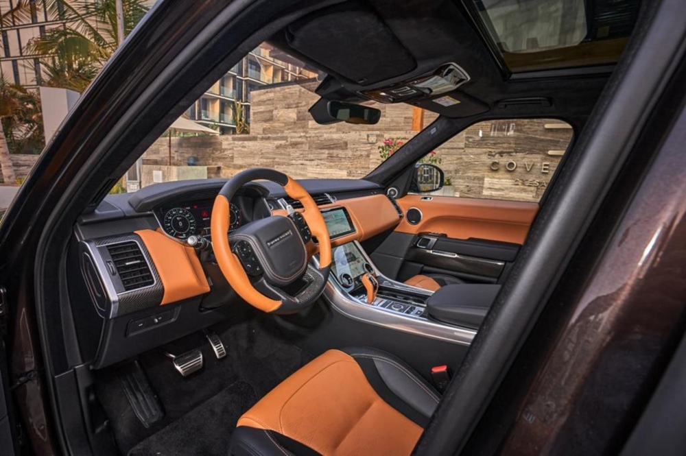 marrón Land Rover Range Rover Sport SVR 2023