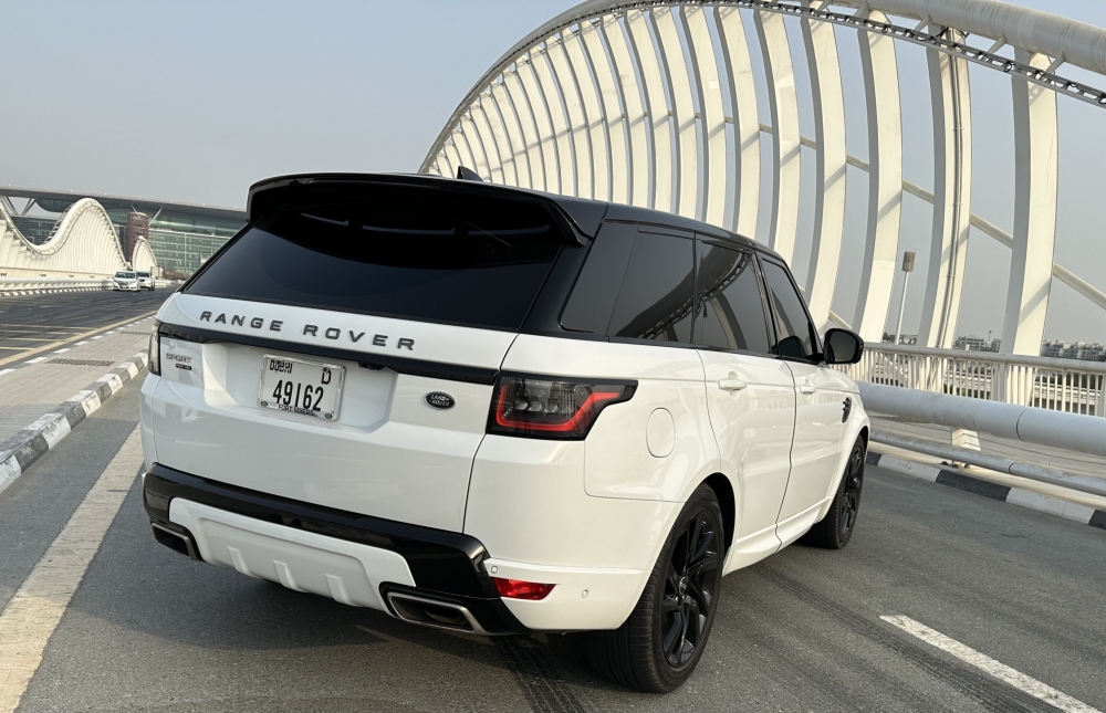 Weiß Landrover Range Rover Sport V8 mit Kompressor 2021