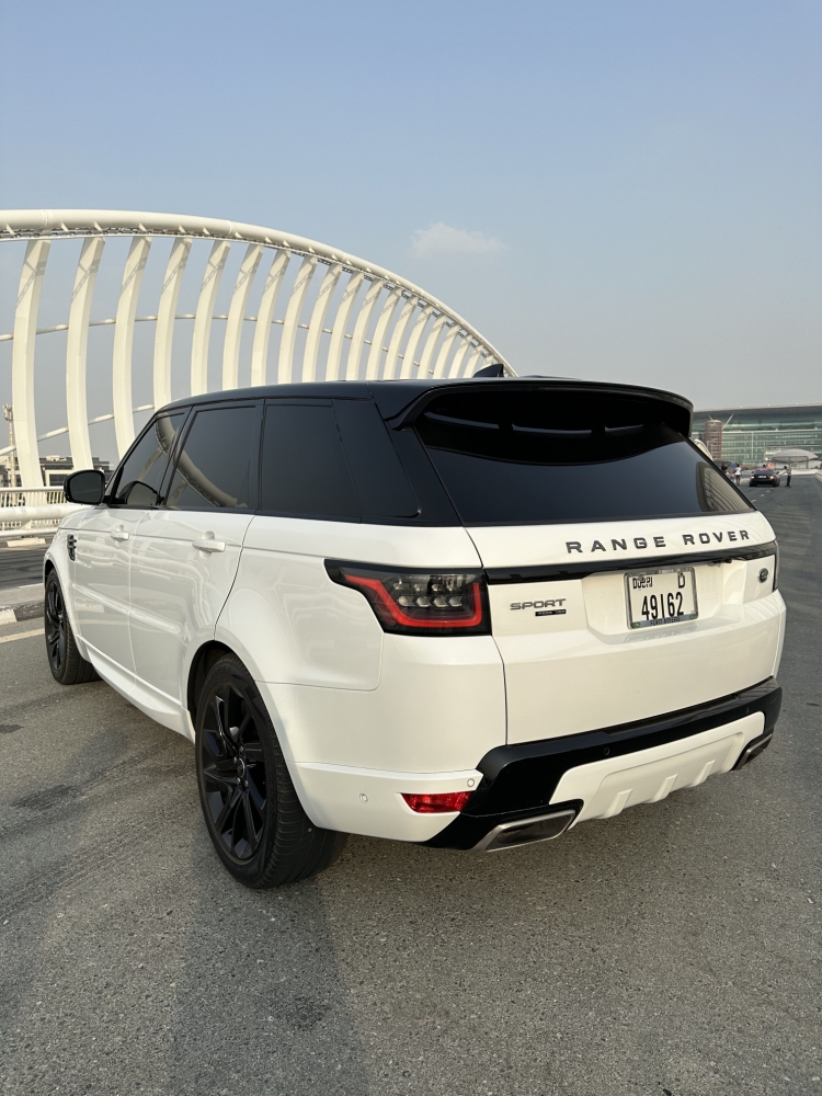 Weiß Landrover Range Rover Sport V8 mit Kompressor 2021