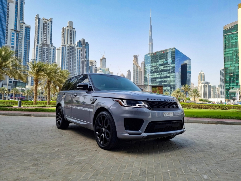 Серый Land Rover Range Rover Sport V8 с наддувом 2020 год