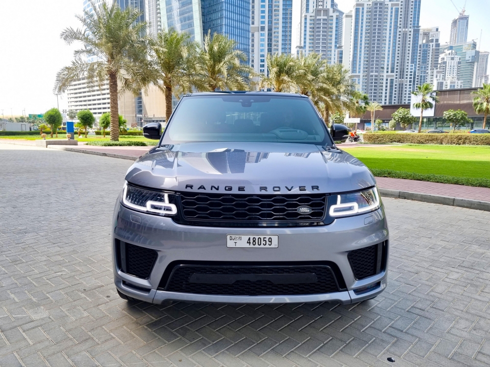 gris Land Rover Range Rover Sport sobrealimentado V8 2020