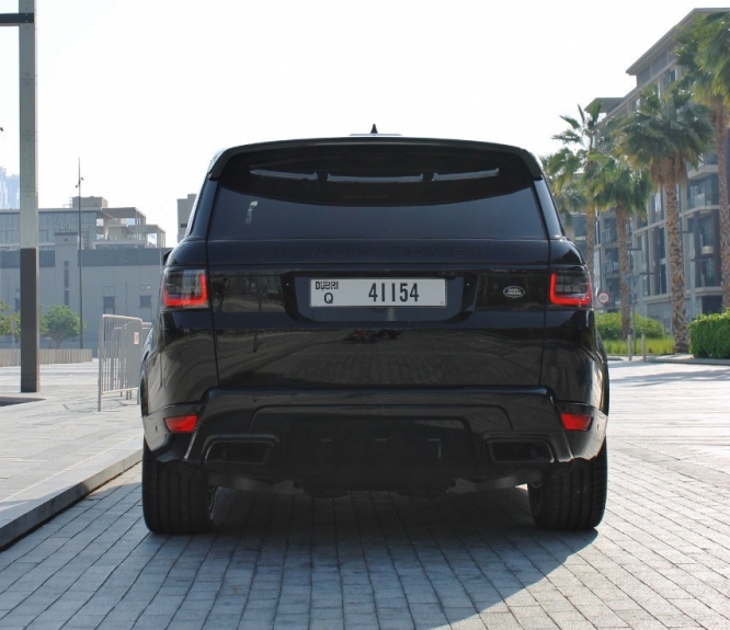 Black Land Rover Range Rover Sport SE 2021