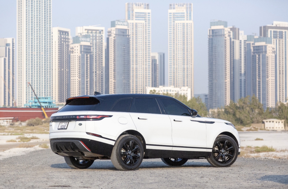 Weiß Landrover Range Rover Velar R Dynamisch 2022