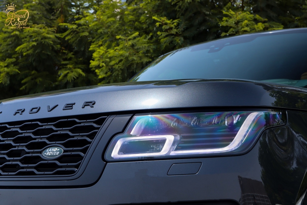 Grigio scuro Land Rover Range Rover Vogue Autobiografia V8 2021