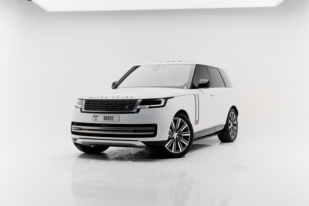 Белый Land Rover Рендж Ровер Вог V8 2023 год