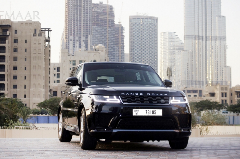 Black Land Rover Range Rover Sport 2019