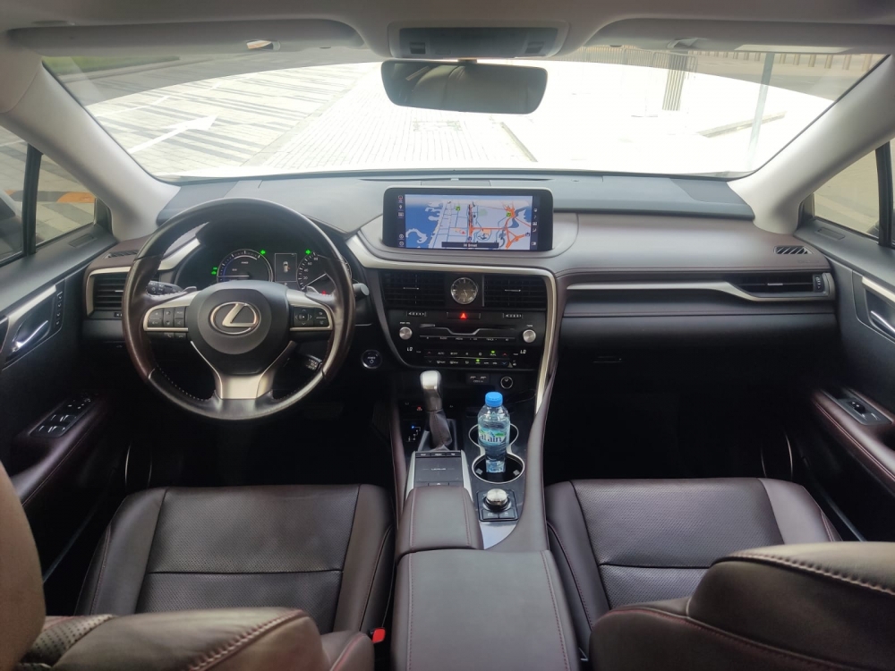 wit Lexus RX-serie 2021