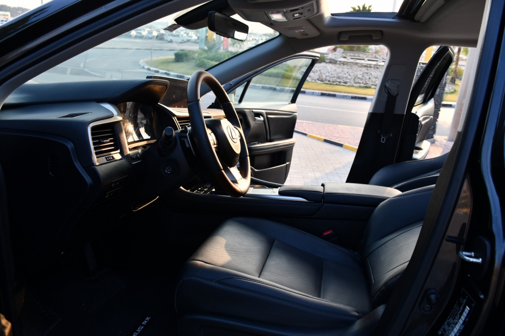 zwart Lexus RX-serie 2022