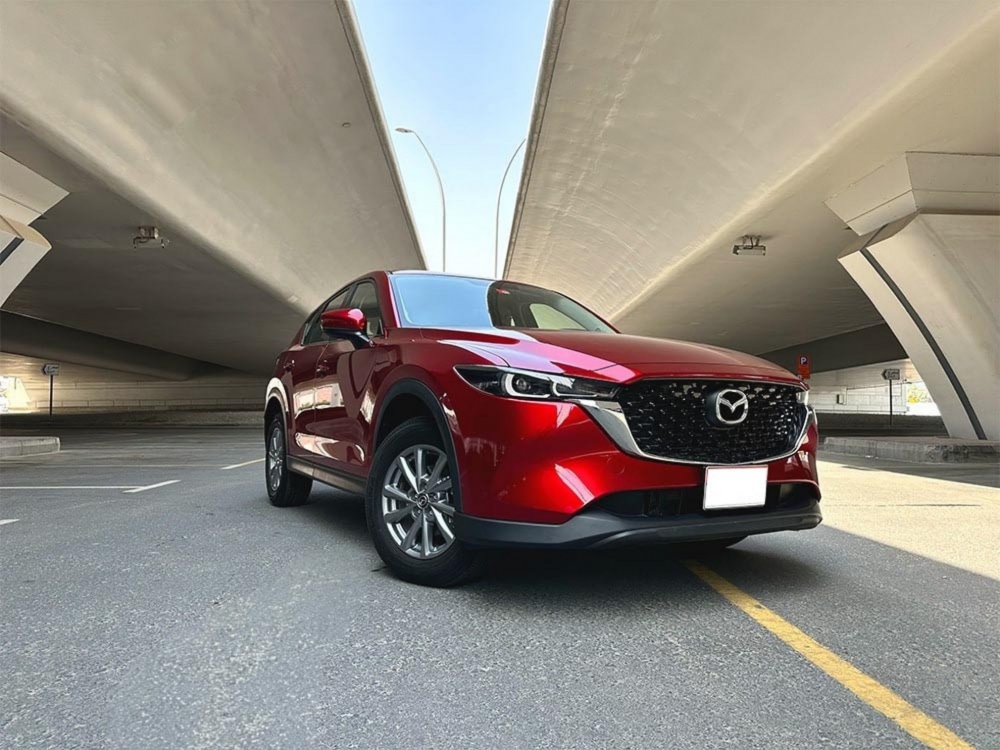 Red Mazda CX5 2023