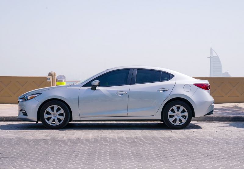 White Mazda 3 Sedan 2017