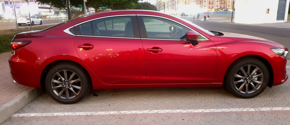 Kırmızı Mazda 6 2024