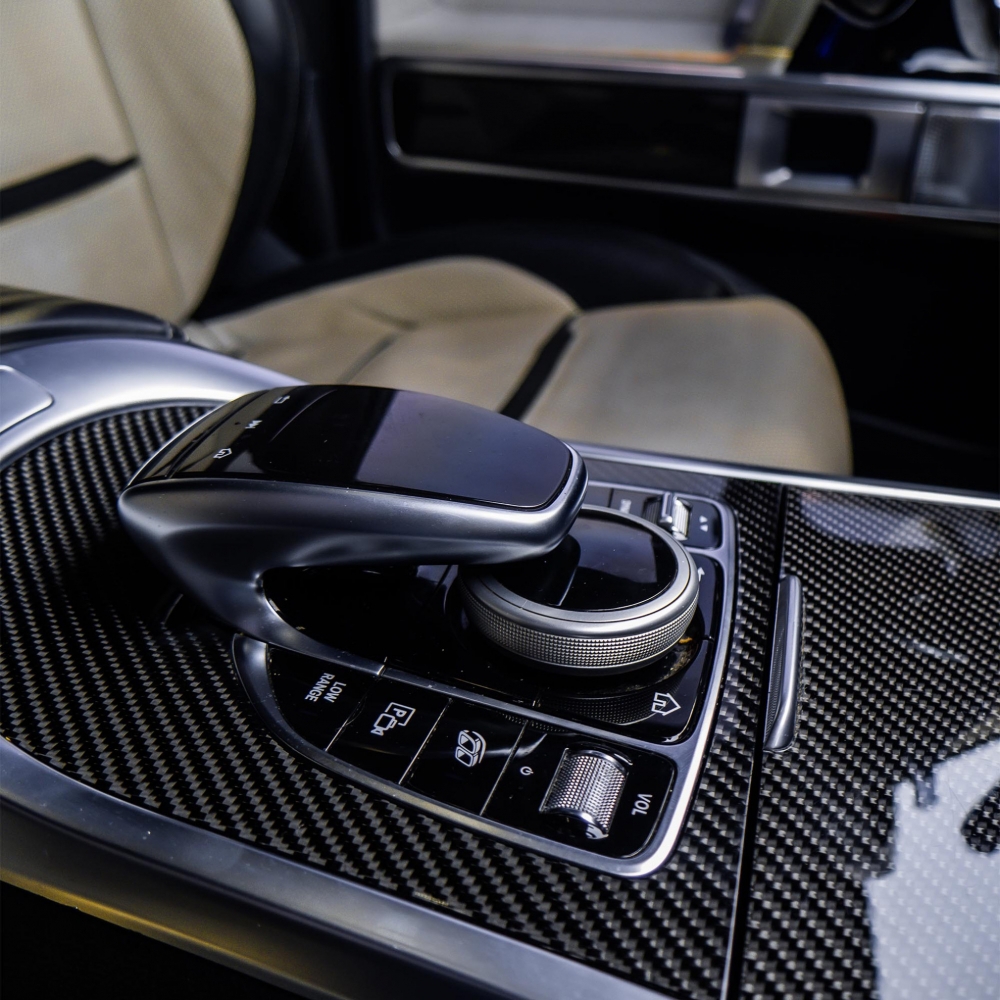 Black Mercedes Benz AMG G63 2021