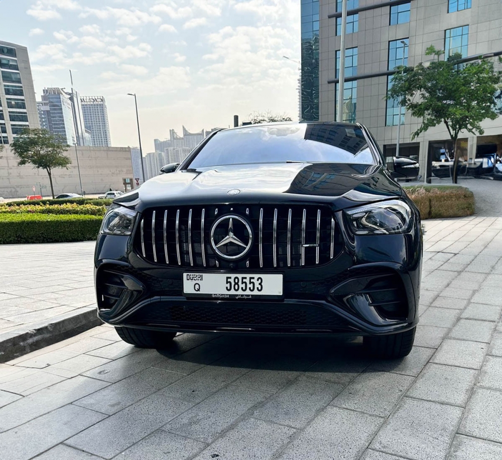 zwart Mercedes-Benz AMG GLE 53 2024
