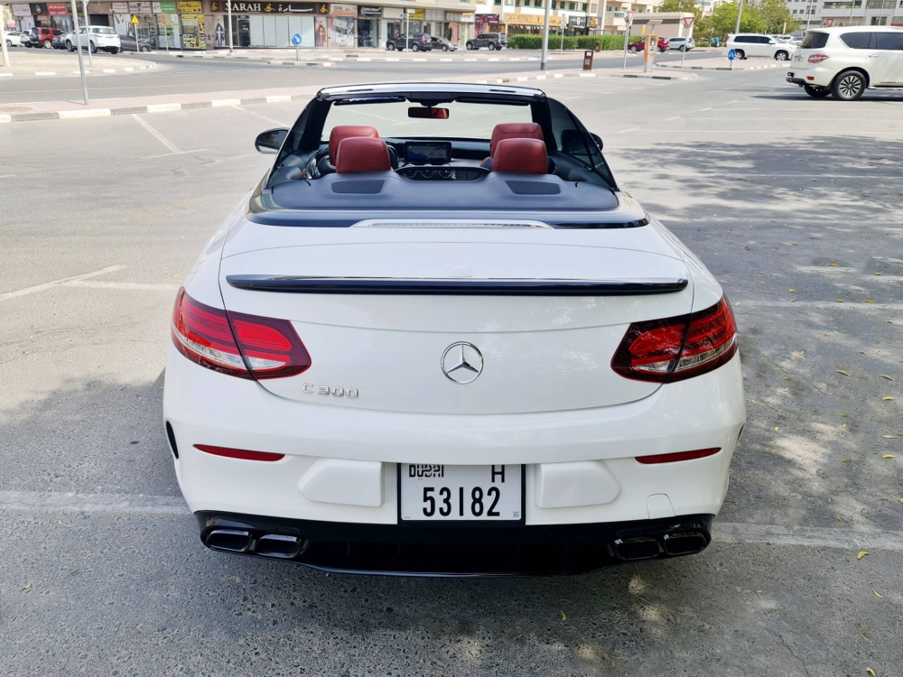 Weiß Mercedes Benz C300 Cabrio 2020