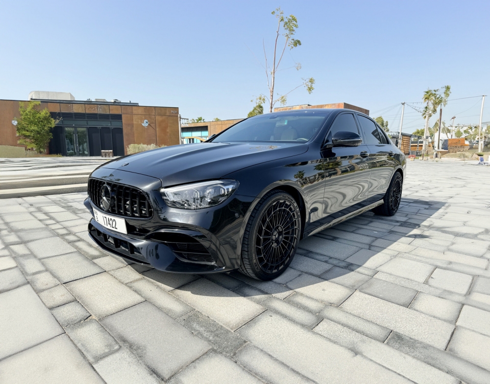 Noir Mercedes Benz E350 2020