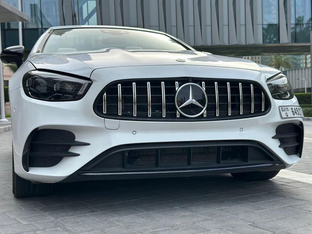 Beyaz Mercedes Benz E450 Dönüştürülebilir 2022