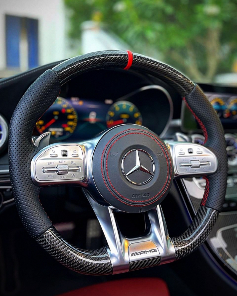Metaalgrijs Mercedes-Benz AMG C43 2020