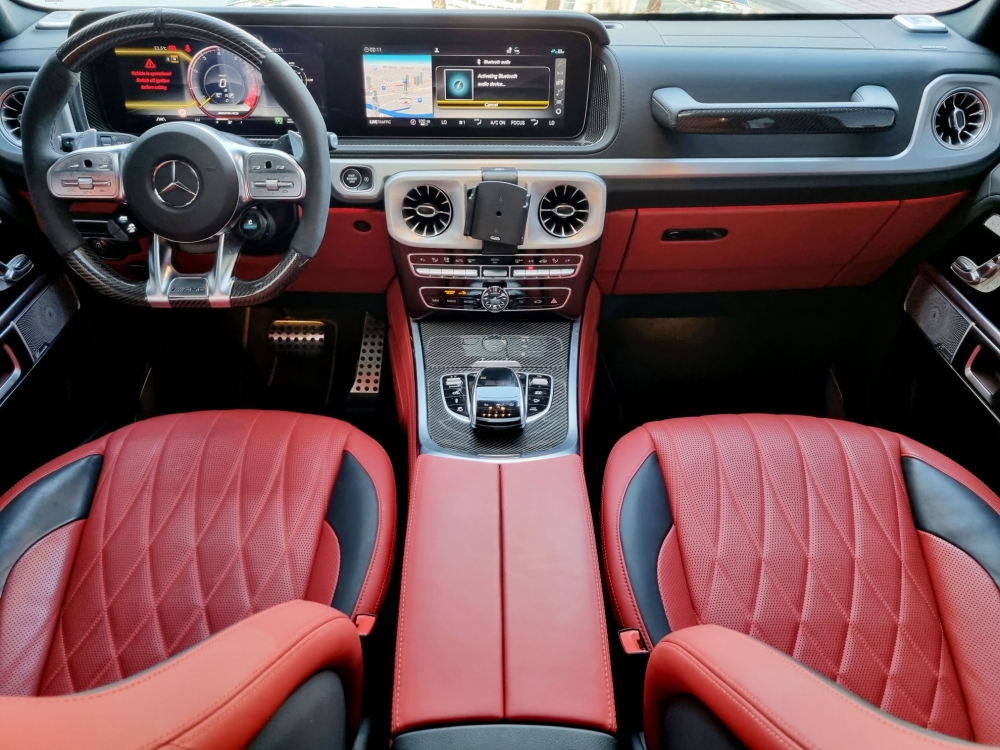 Noir Mercedes Benz AMG G63 2021