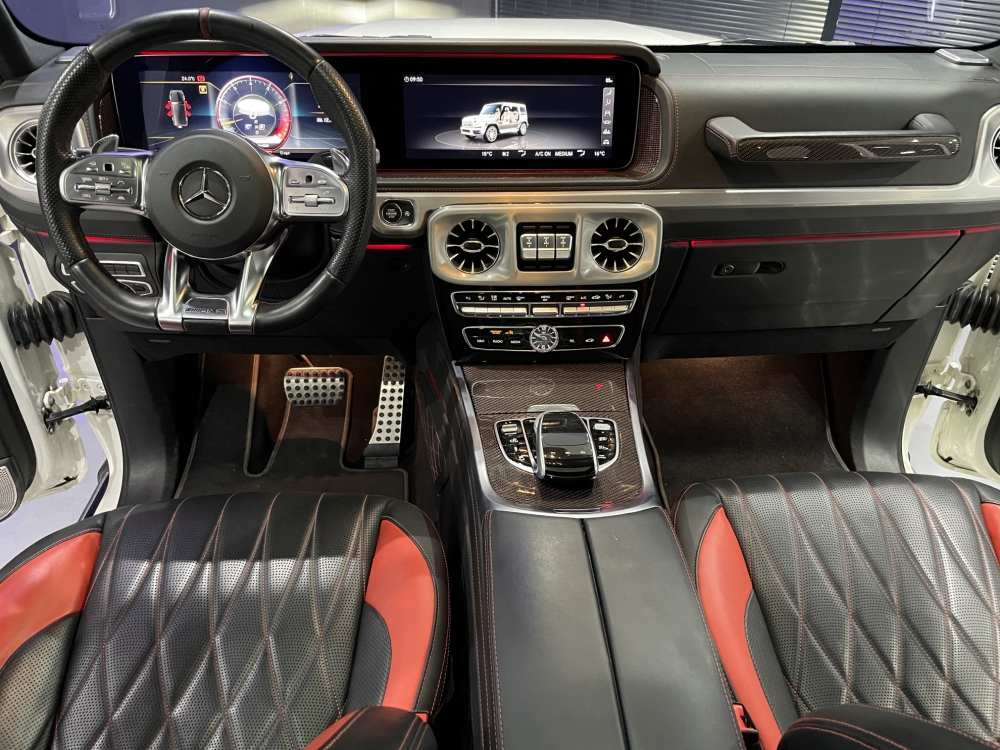 wit Mercedes-Benz AMG G63 2019