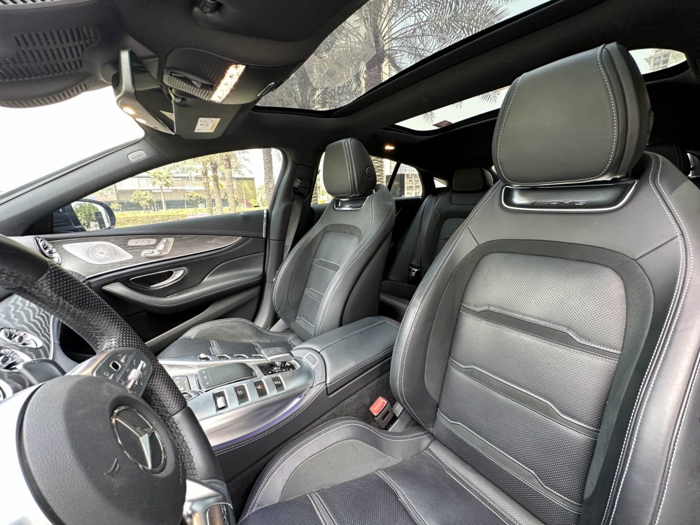 哑光黑 奔驰 AMG GT 43 2019
