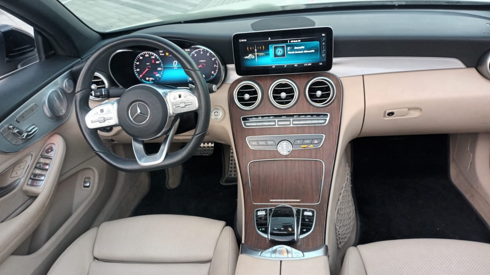 wit Mercedes-Benz C300 Cabrio 2020