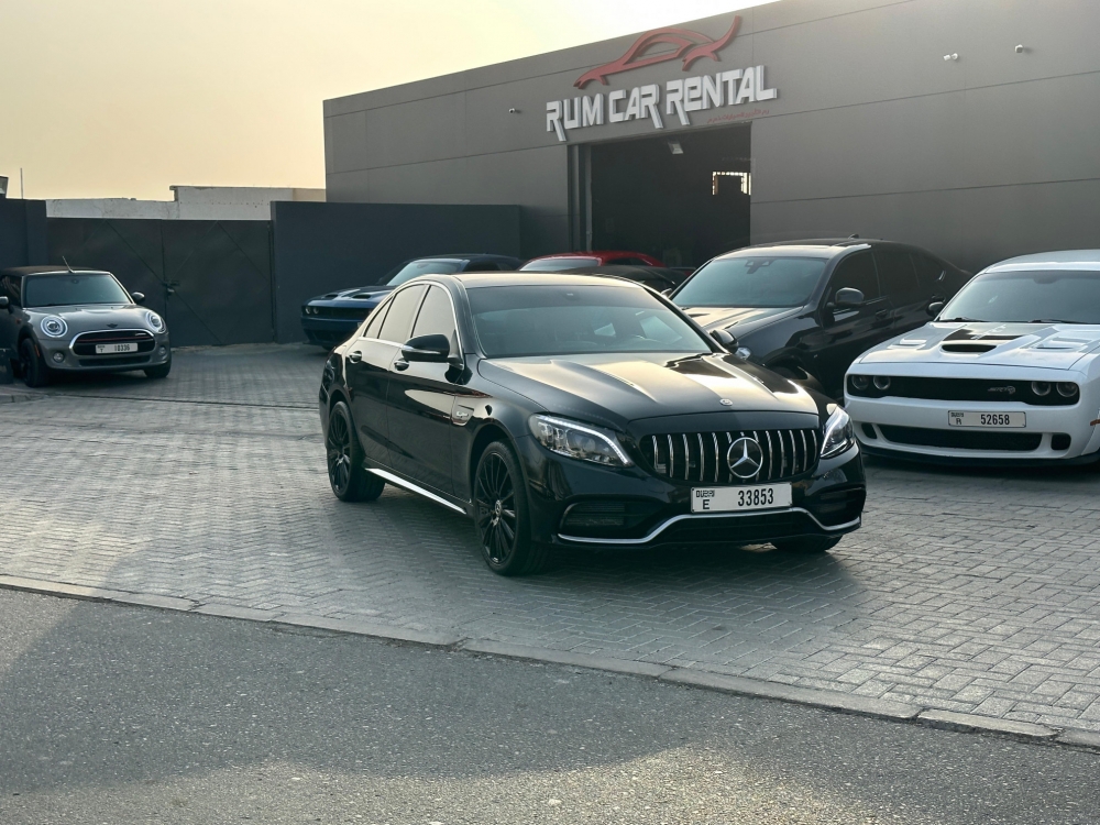 Black Mercedes Benz C300 2021