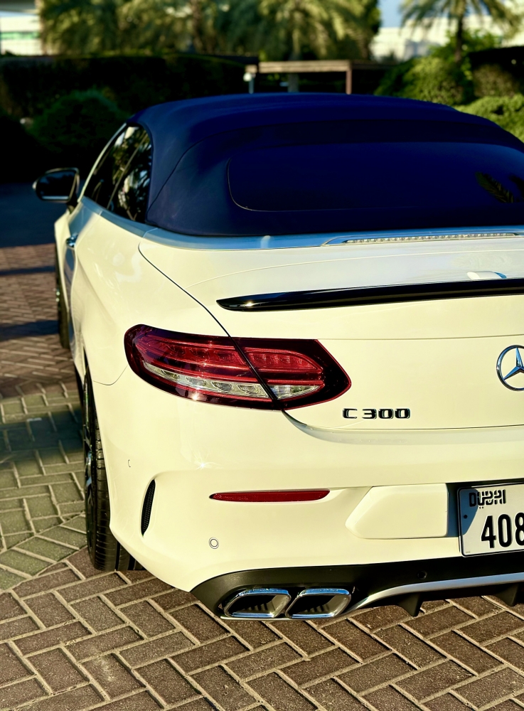 Beyaz Mercedes Benz C300 Cabrio 2022