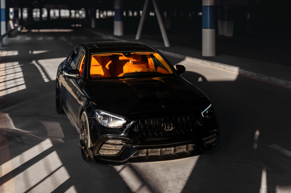 Siyah Mercedes Benz E350 Brabus Kiti 2020