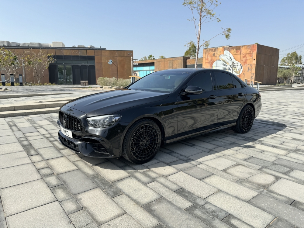 Negro Mercedes Benz E350 2020