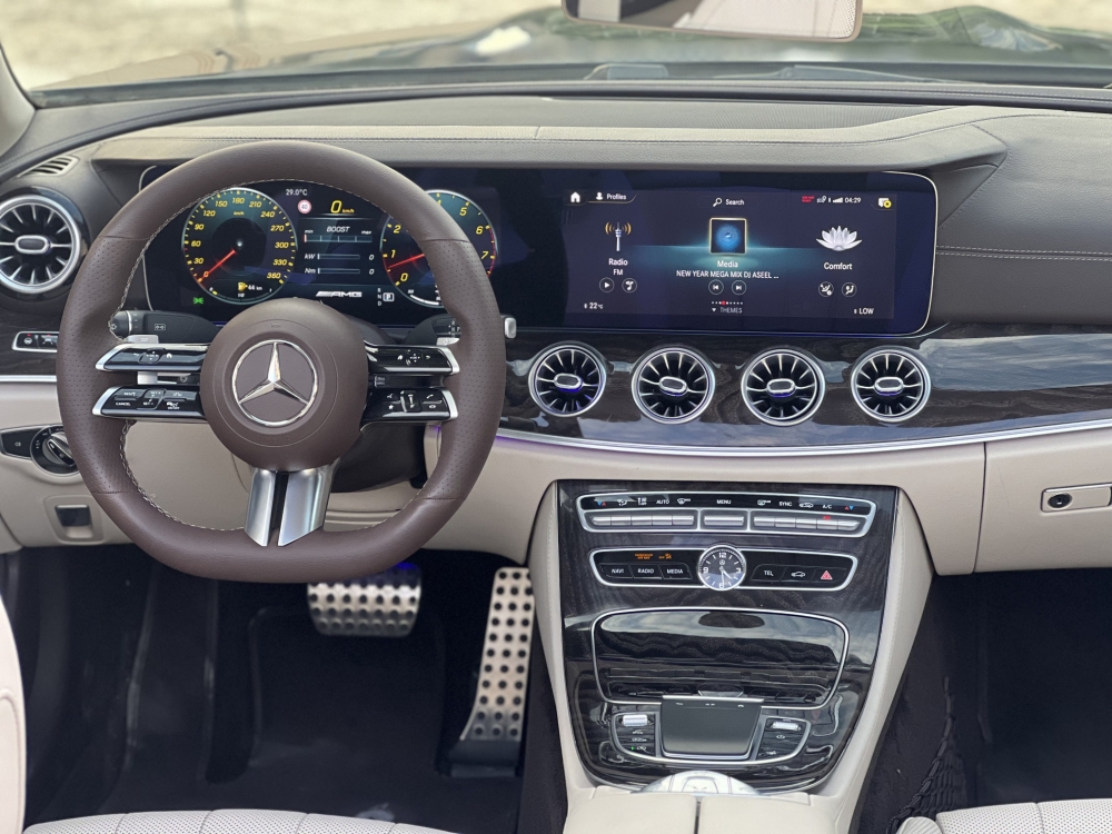 Mavi Mercedes Benz E450 Dönüştürülebilir 2022