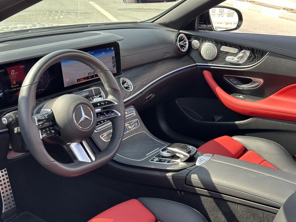 Siyah Mercedes Benz E450 Dönüştürülebilir 2022