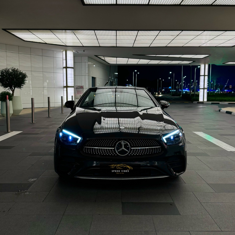 Koyu gri Mercedes Benz E450 Dönüştürülebilir 2022