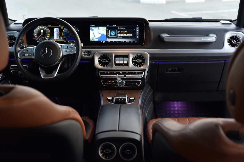 zwart Mercedes-Benz G500 2021