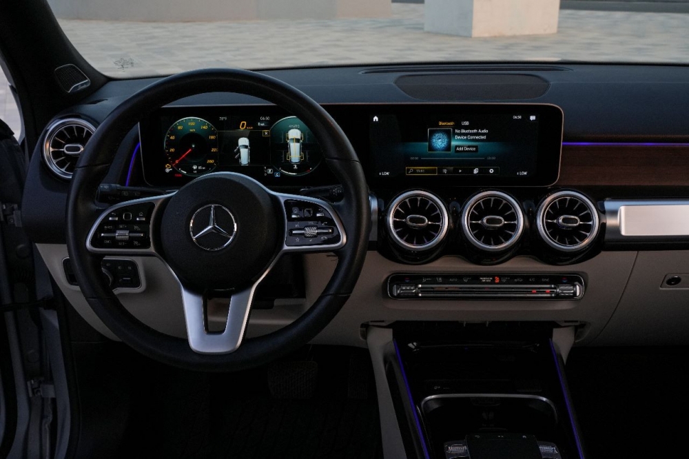 argent Mercedes Benz GLB 250 2020