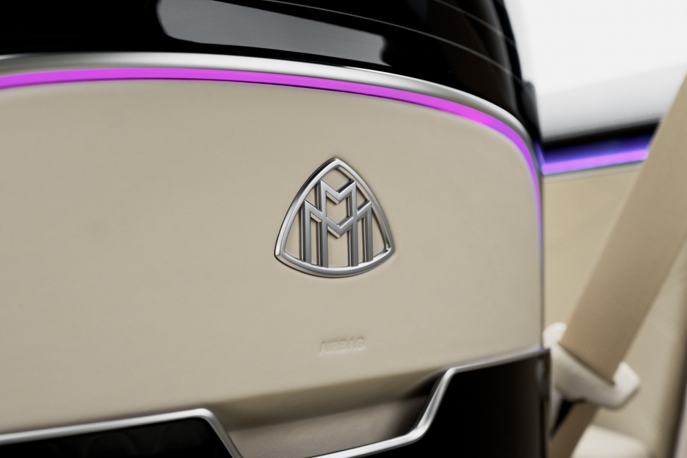 Siyah Mercedes Benz Maybach S580 2022