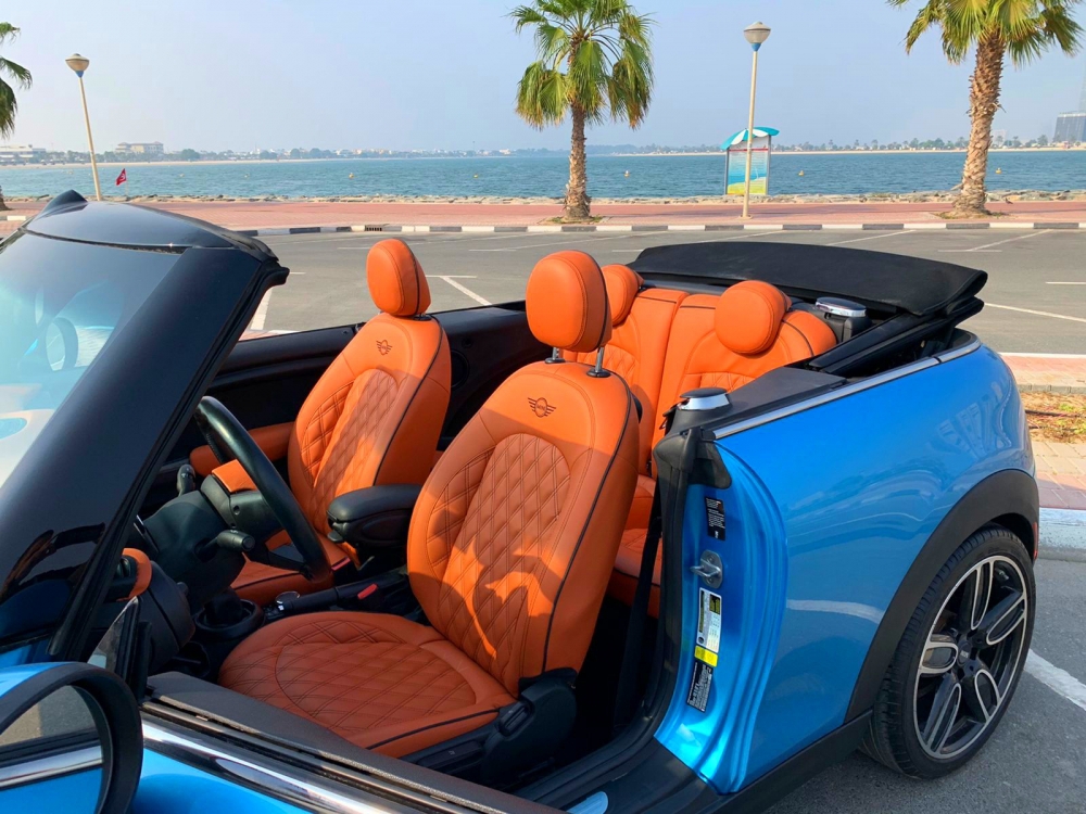 Saffierblauw Mini Cooper JCW Cabrio 2019