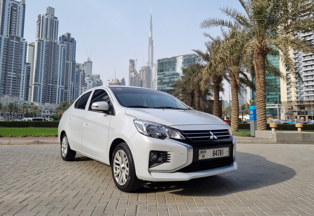 Alquilar Mitsubishi Atracción 2021 en Dubai