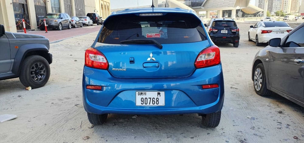Mavi Mitsubishi serap 2020