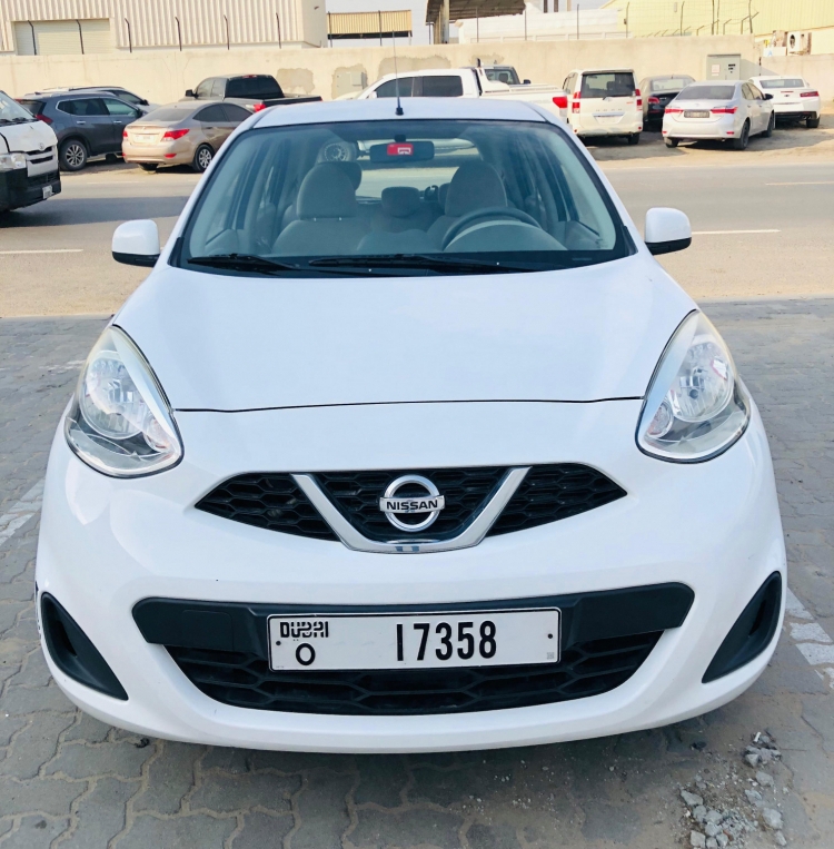 Weiß Nissan Mikra 2019