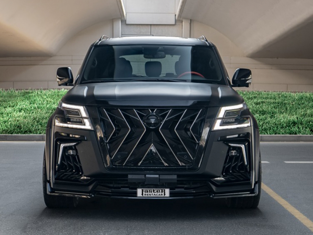 zwart Nissan Patrouille V8 2019