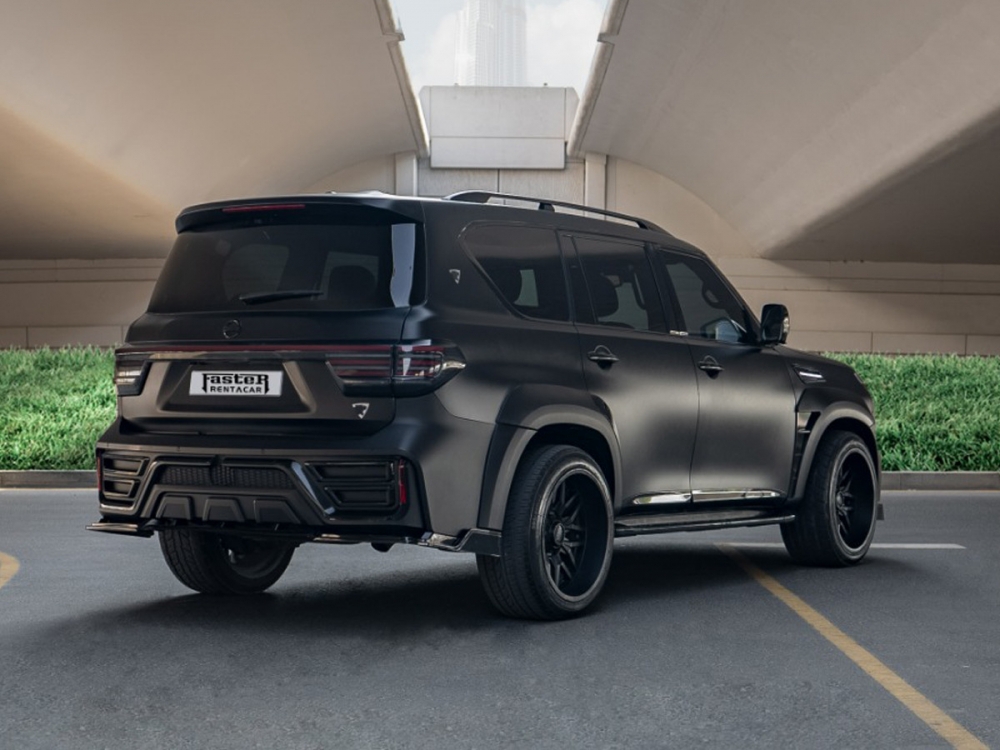 Siyah Nissan devriye V8 2019