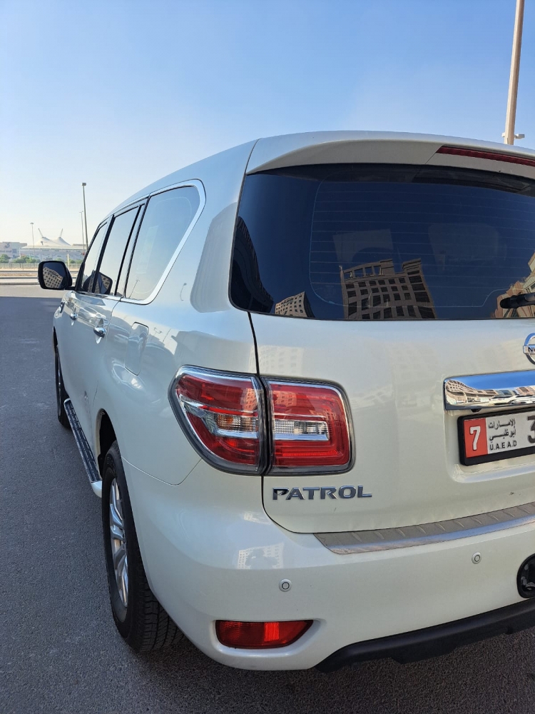 White Nissan Patrol 2019